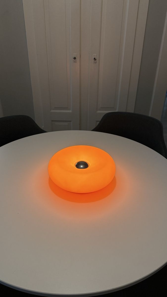 Lampes: LED Tischleuchte rund orange – Neuf (Voir description) à Zürich par Julia_Ch 1