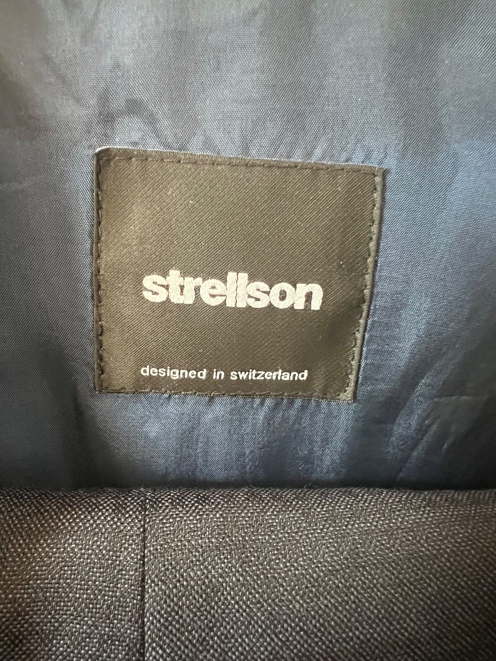 Strellson Completi: Herrenanzug von Strellson Gr. 48 dunkelblau – Usato da Wangen SZ venduto da mha_j9rz 2