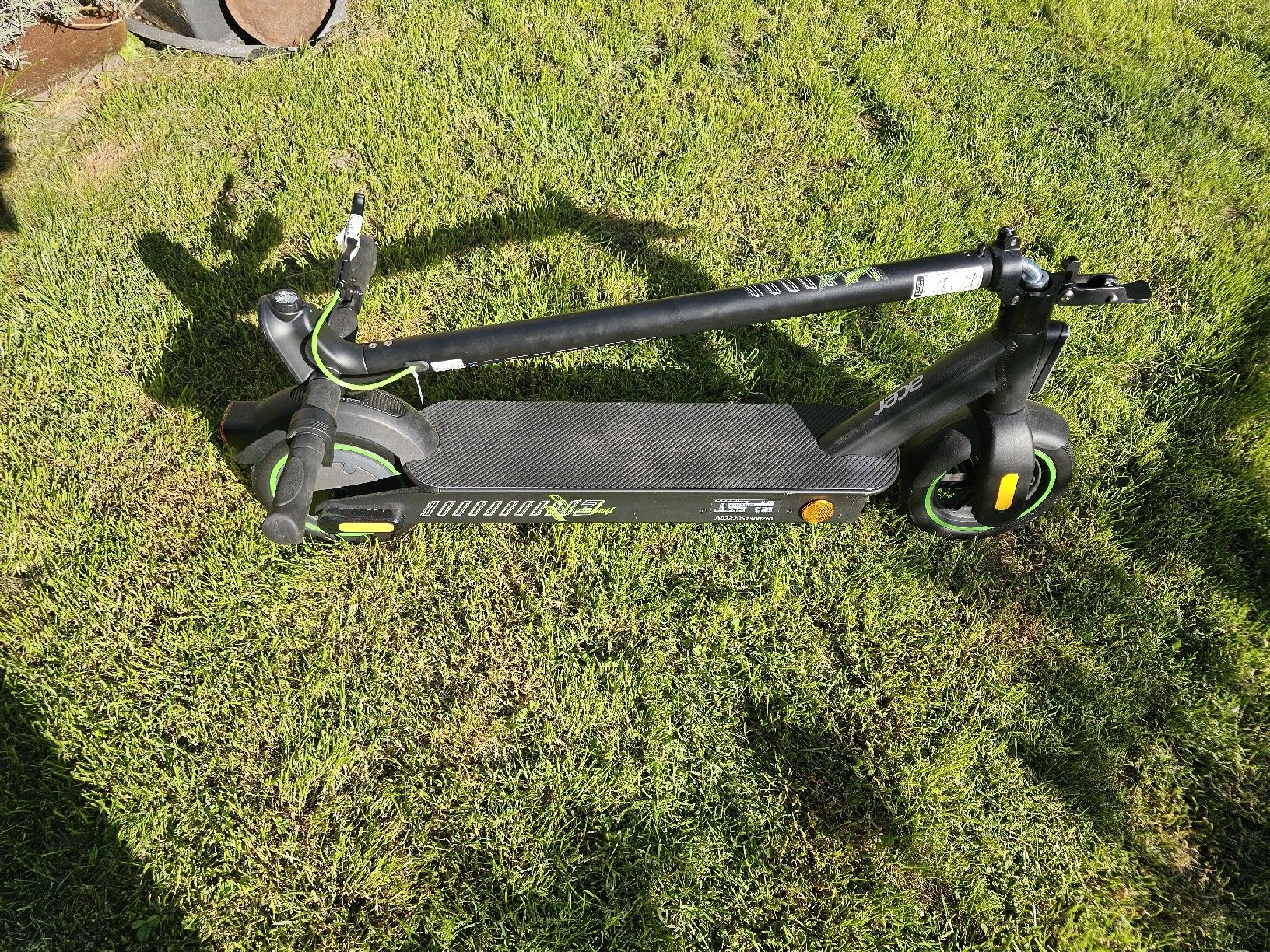 Kickboard: Acer E-Scooter AES023, Top Zustand – Neu (gemäss Beschreibung) aus Fahrwangen von Nepomuk21