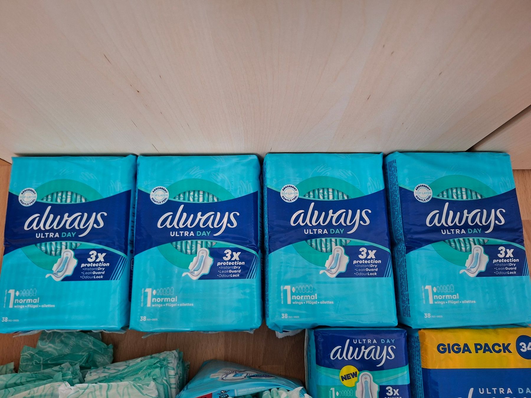 Autres soins du corps: Binden always ultra – D'occasion à Pfäffikon SZ par pumuckl123 2