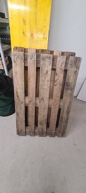 Pallets: 2 Europaletten – Usato da Buttisholz venduto da Bansheee1000 1