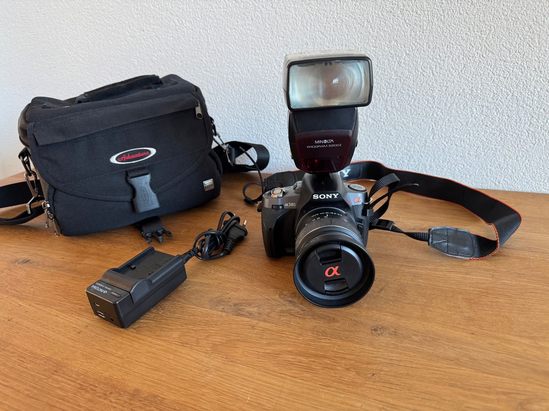 Sony Fotocamera: Sony Alpha 380 Spiegelreflexkamera – Usato da Frauenfeld venduto da dilili