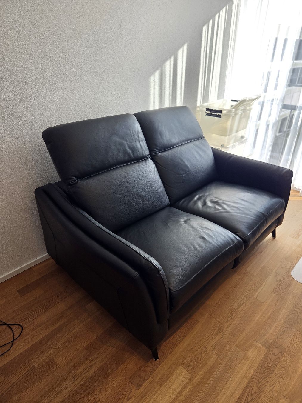 Conforama Divani: 2er Kunstledersofa elektrisch – Usato da Malters venduto da Breis 1
