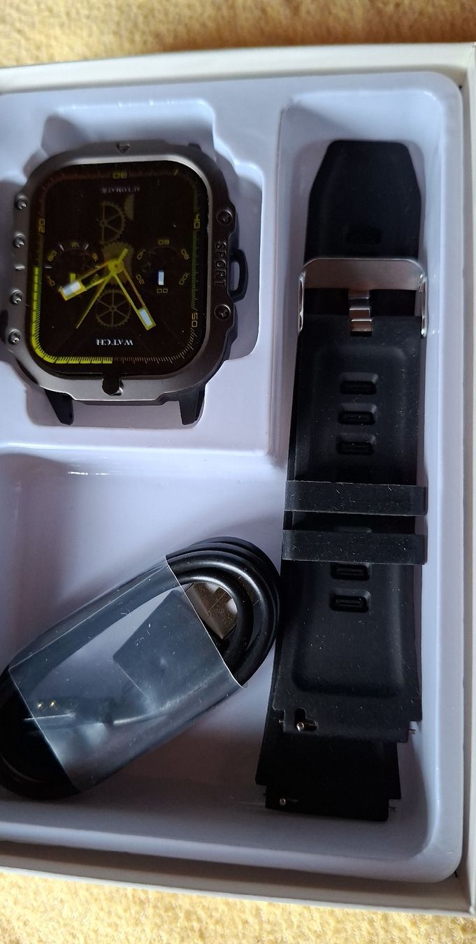 Swatch Smartwatch: Robuste Smartwatch mit grossem Display und Armband neu. – Nuovo (secondo la descrizione) da Meikirch venduto da chrigeli06