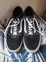 Baskets Vans noir et blanc grandeur 45 