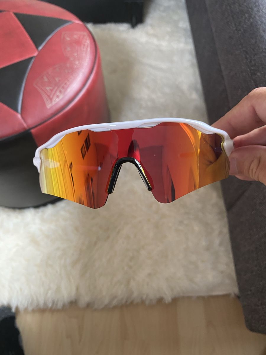 Brillen & Gläser: Sonnenbrille  – Neu und originalverpackt aus Zell ZH von MegaCatch