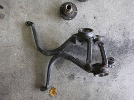 Audi S4 B5 Achsschenkel mit Radnaben Hi