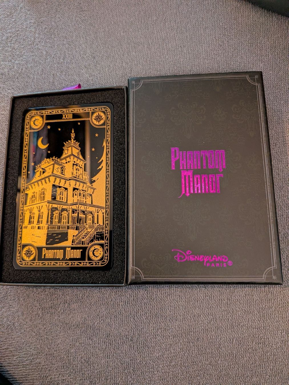 Disney Statuette: Disney carte de tarot Phantom manor – Nuovo e nell'imballaggio originale da Saxon venduto da 2005sylvester