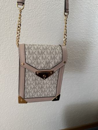 Michael Kors Handytasche beige goldfarben sehr guter Zustand