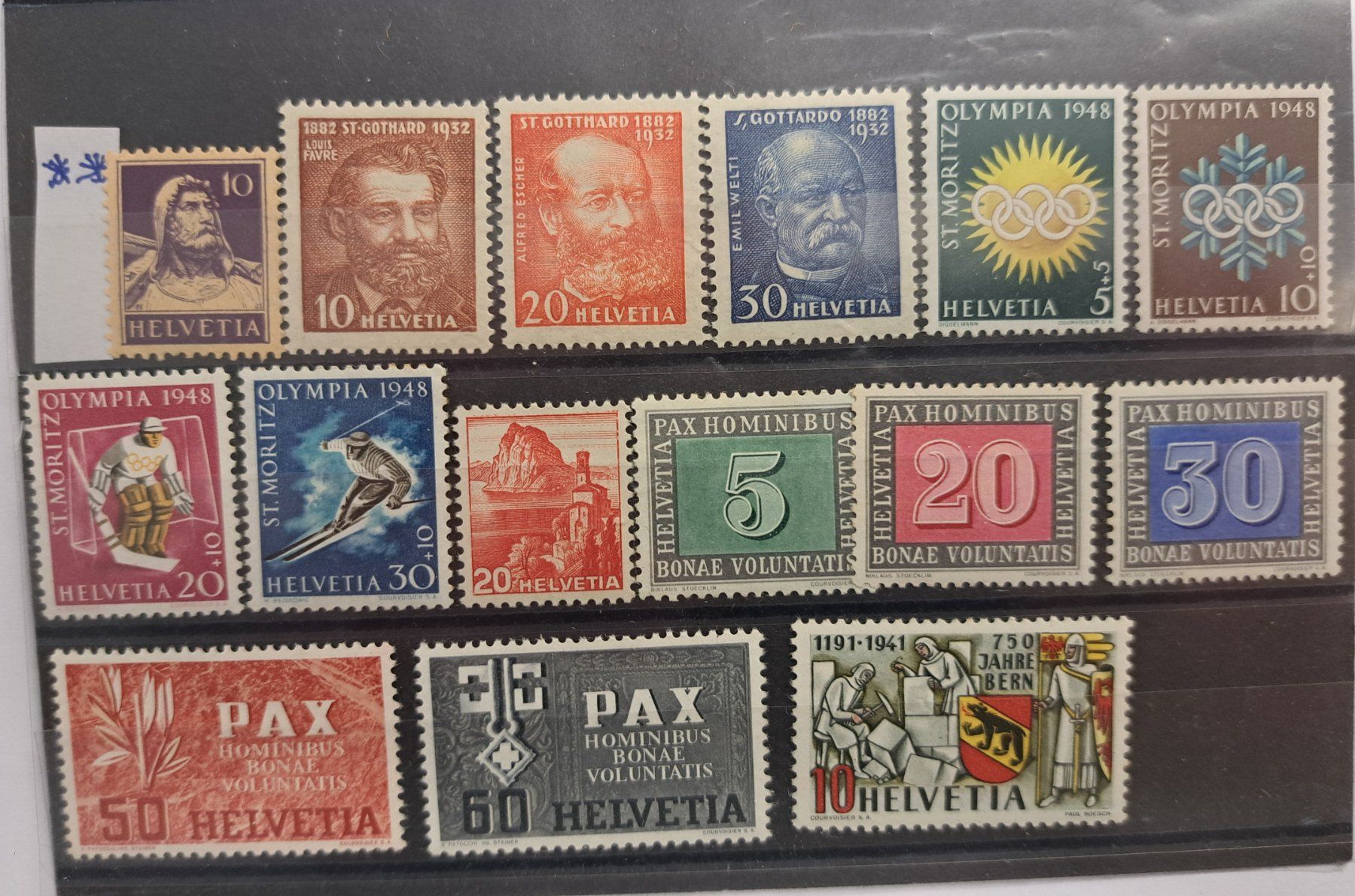 Tutti i francobolli: 10 Stk. CH Briefmarken-Steckkarten, postfrisch etc. – Usato da Münchwilen AG venduto da Nesar 8