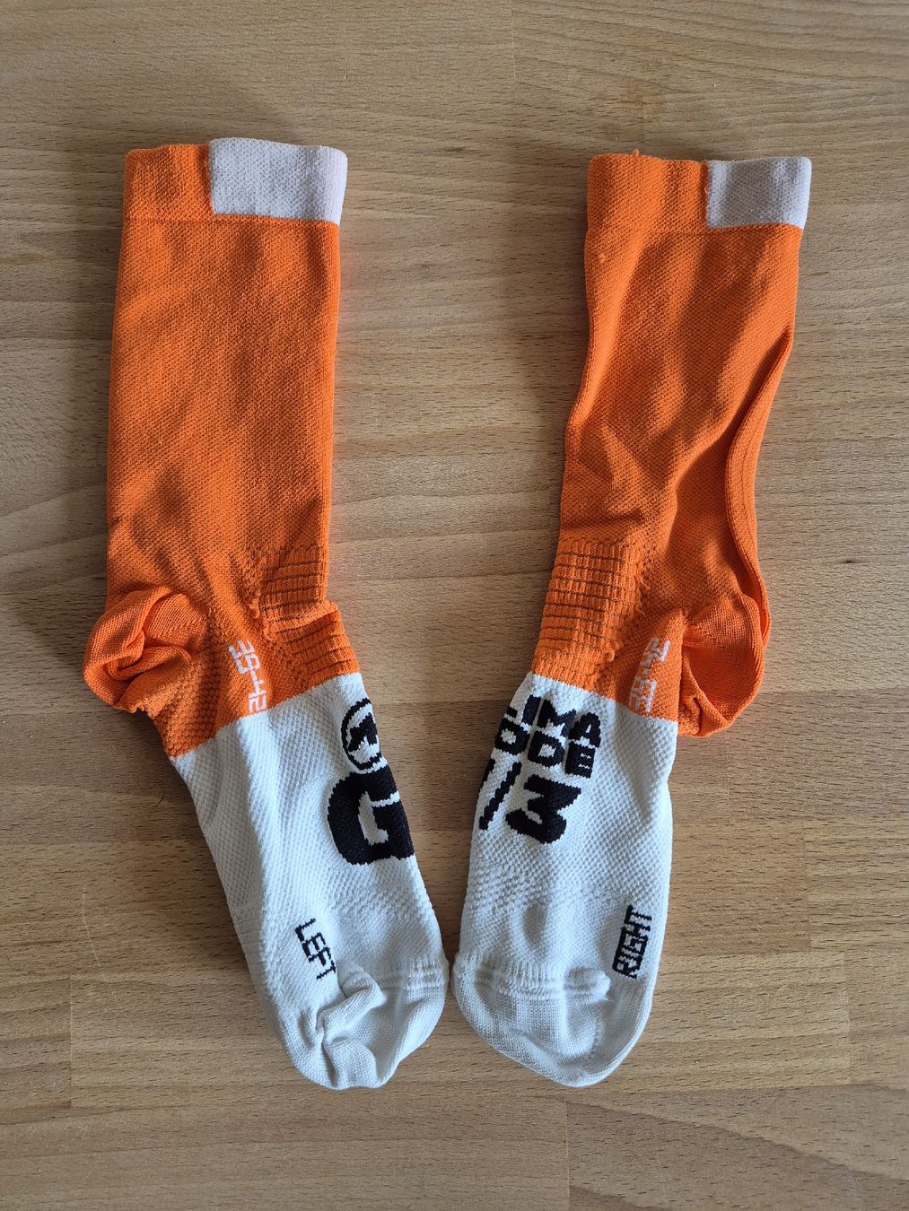 Assos Chaussettes: Chaussettes Assos GT – D'occasion à Moutier par leschluchtre