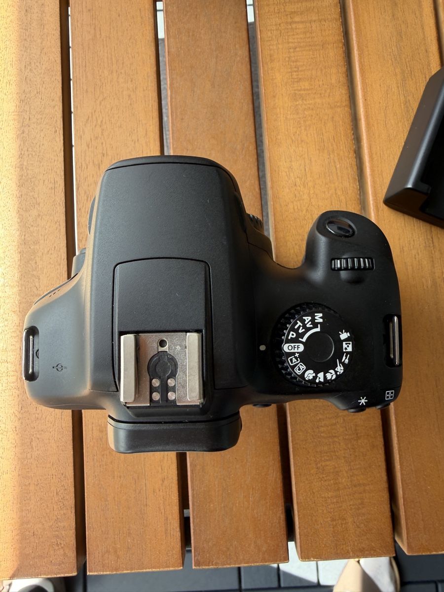 Canon Fotocamera: Canon EOS 4000D Spiegelreflexkamera mit 18-55mm Objektiv – Nuovo (secondo la descrizione) da Gossau SG venduto da Makijali 3