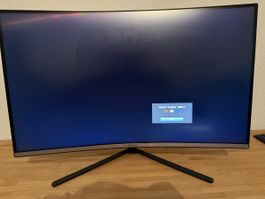 Samsung 32 Zoll UHD Monitor curved