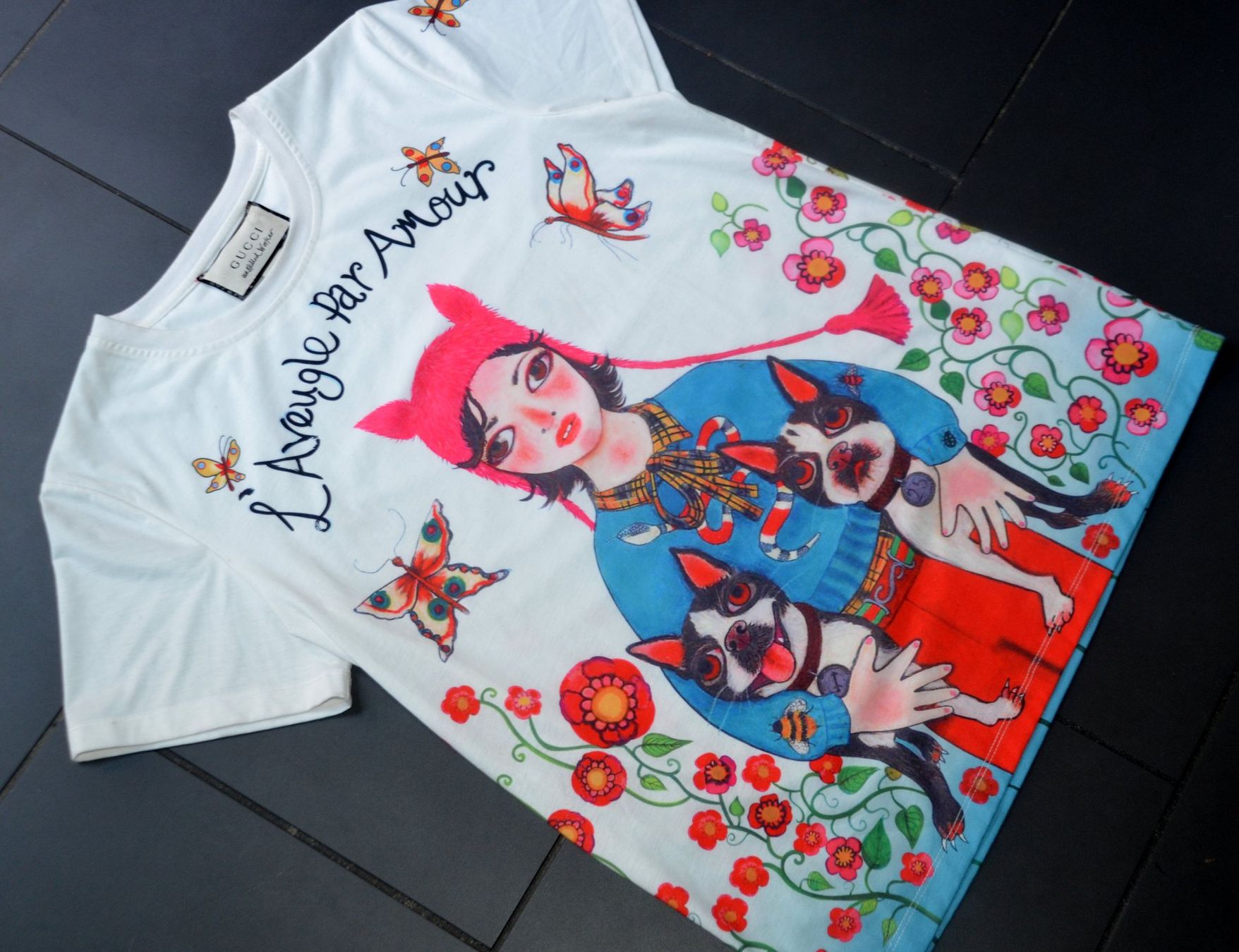 Gucci T-shirt: Gucci T-Shirt  S/M – Usato da Collonges venduto da Allegree 3