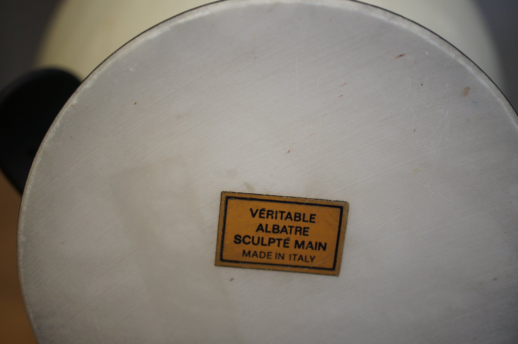 Vasi & Recipienti: Alabaster Vase signiert – Usato da Kriens venduto da 1mars10 2