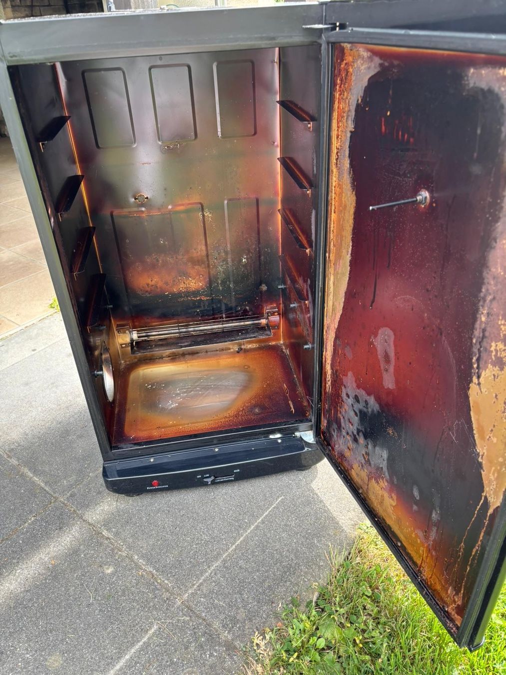 Griglie: Bradley Smoker mit div. Zubehör – Usato da Hendschiken venduto da coci08 1