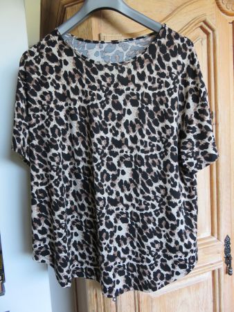 T-SHIRT Gr. XL
