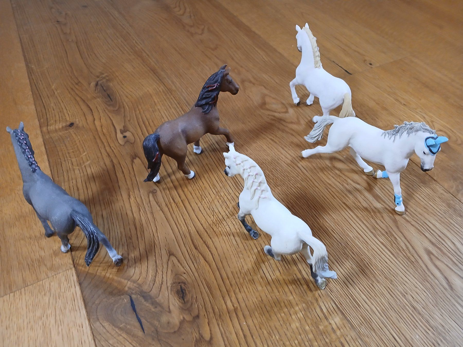 Schleich Jouets: 5 SCHLEICH   PFERDE – D'occasion à Unterengstringen par Nincraft 6