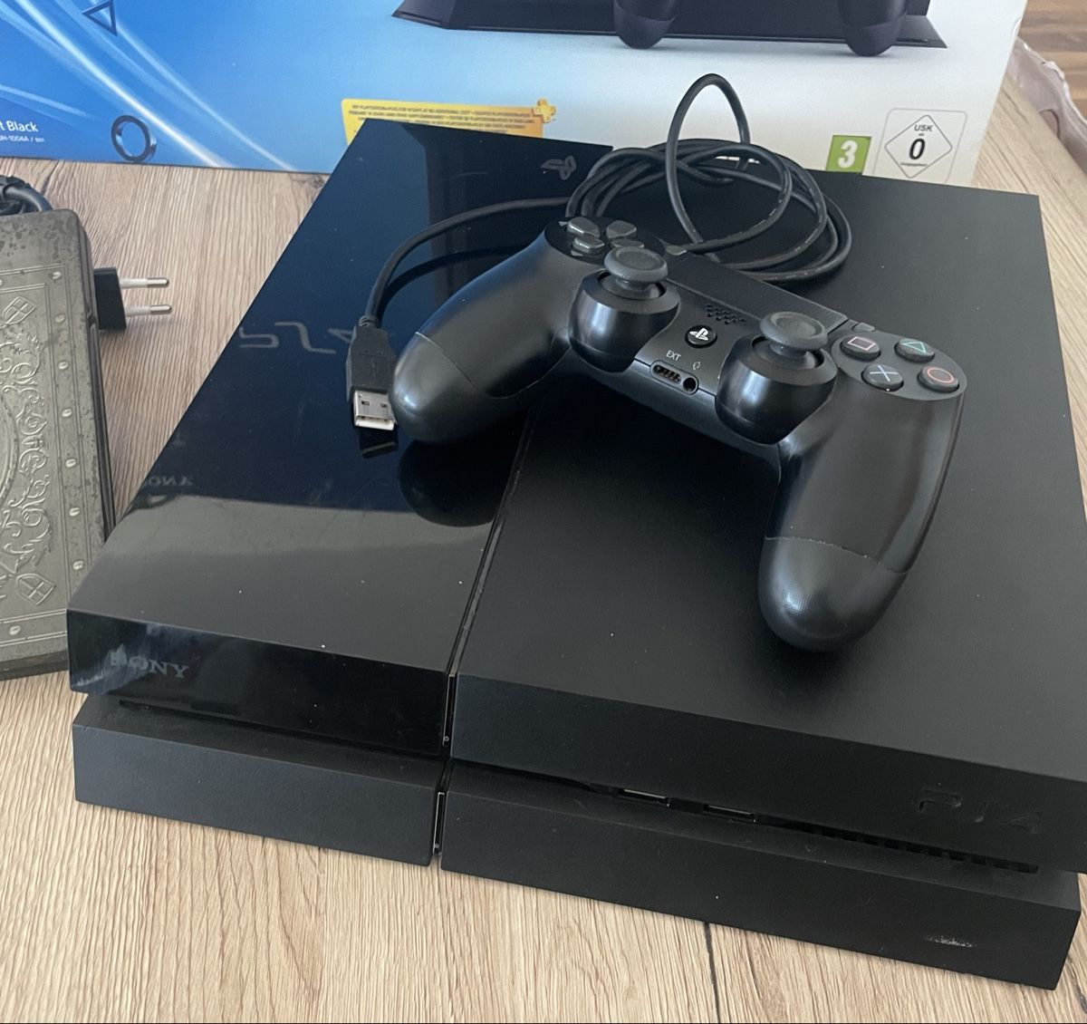 Sony Console: SONY PLAYSTATION 4  – Usato da Plons venduto da wartauchris 1