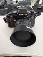 Nikon F3 HP Spiegelreflexkamera mit Sigma 24–70 mm Objektiv