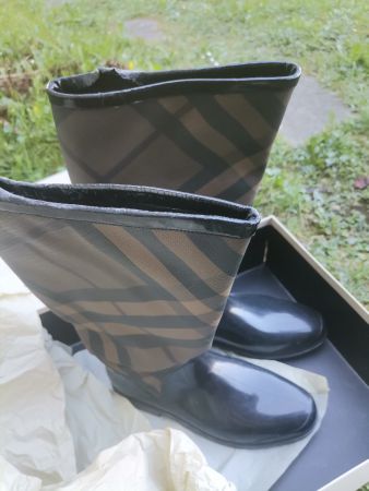 Burberry Gummistiefel Gr. 39, Originalschachtel