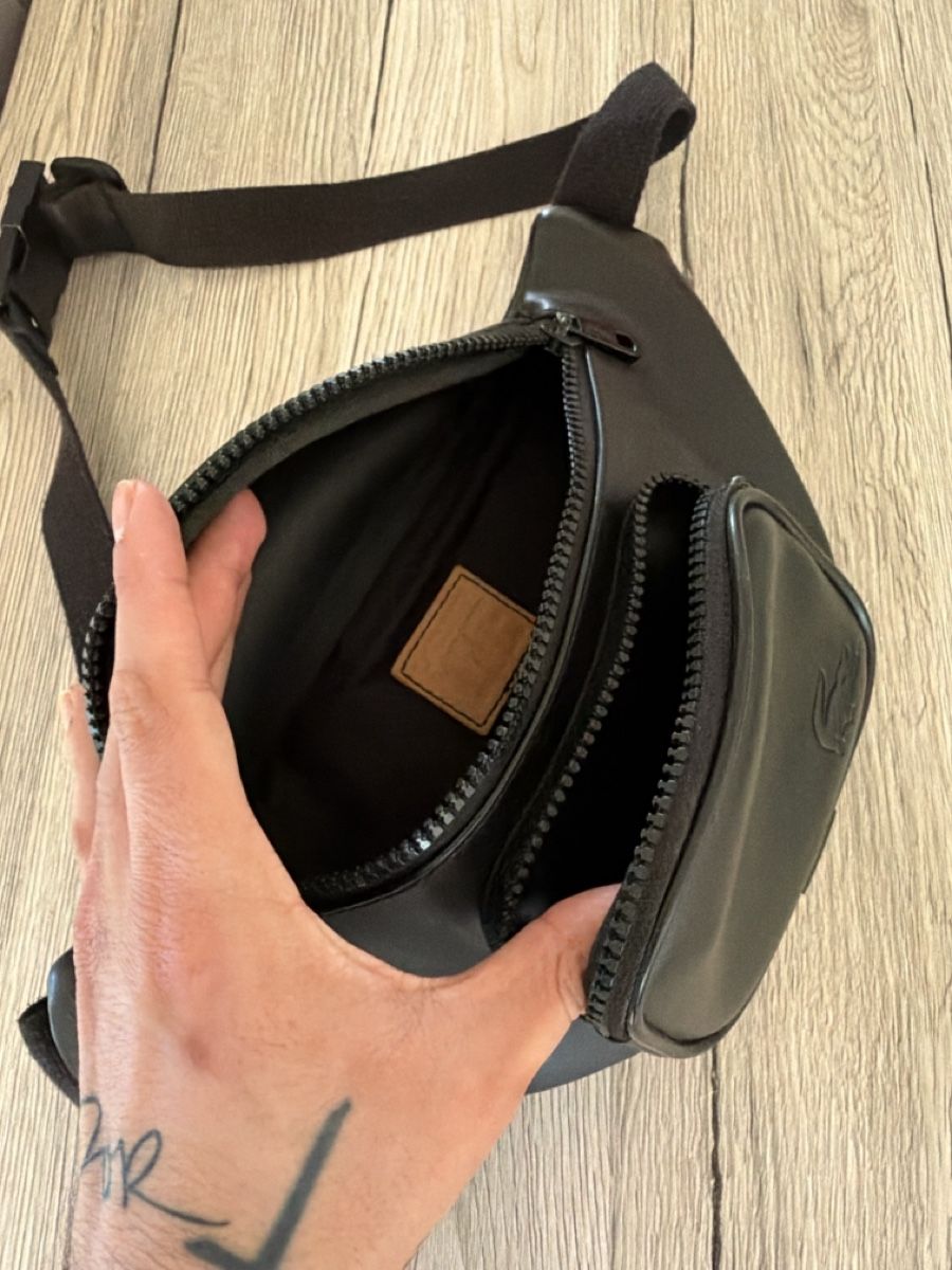 Lacoste Borse: Schwarze Lacoste Bauchtasche - Neuwertig – Nuovo (secondo la descrizione) da Wettingen venduto da Joelds98 3
