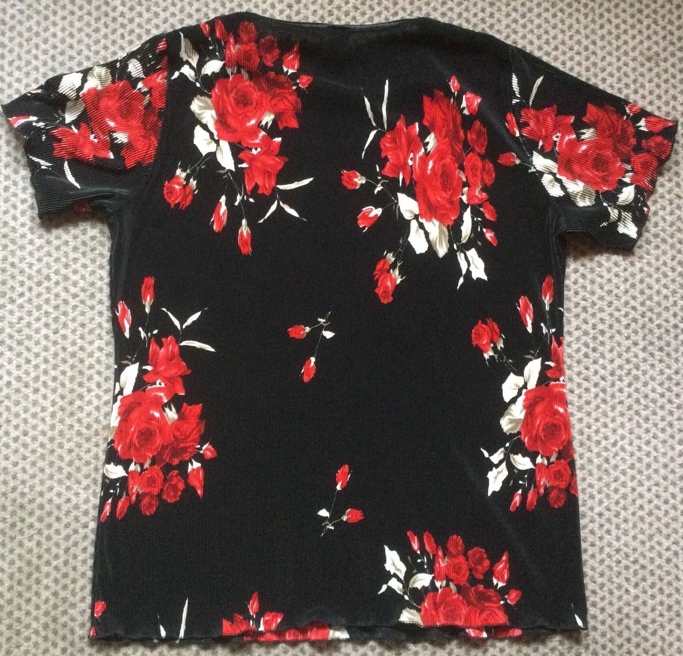 C&A Camicette: Zwei schöne Damen Blusen Grösse L – Usato da Ulisbach venduto da sasha6 4