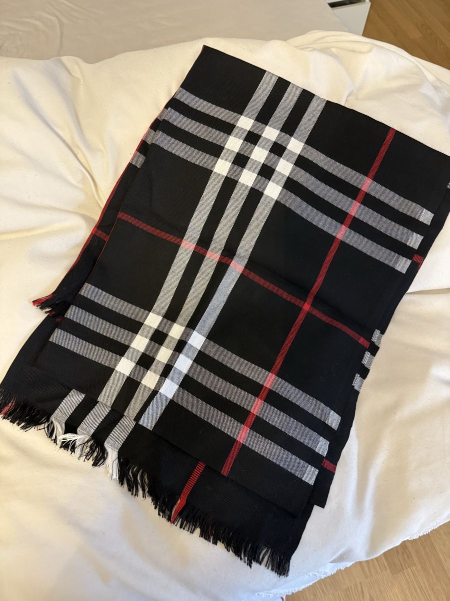 Foulard & Sciarpe: Warmer Winter Schal im Karomuster, verschiedene Farben – Nuovo (secondo la descrizione) da Oberhofen Thun'see venduto da ClaudiaKelesh 3