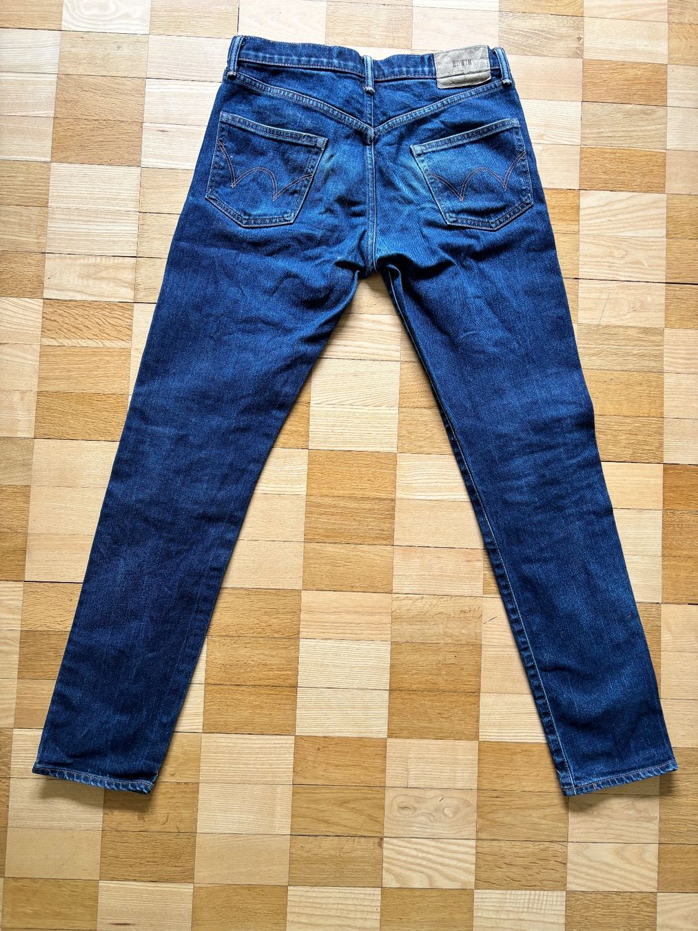 Edwin Jeans: Edwin Jeans slim tapered 30 x 32 – Usato da Bern venduto da Tourbillon72 2
