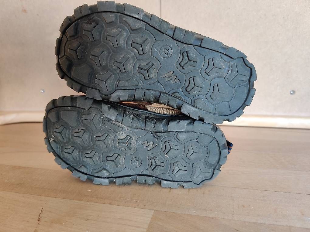 Scarpe per ragazzi: Quechua Gr.22 – Usato da Wald ZH venduto da m1fische01 3