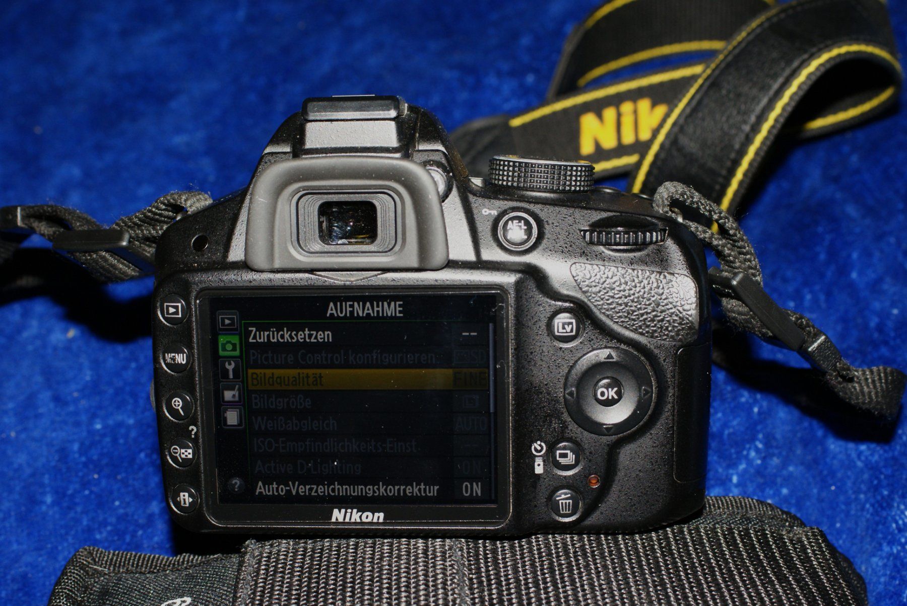 Nikon Appareil photo: Nikon D3200 – D'occasion à Eschenz par Ruedis22 2