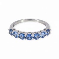 Saphir-Ring 14k Weissgold 7 blaue Saphire 1,44ct