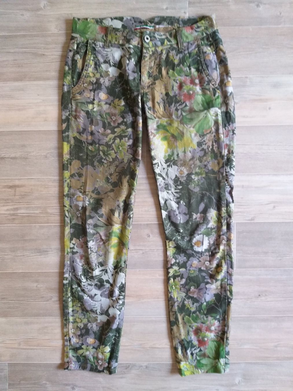Please Jeans Jeans: PLEASE Jeans taille / Grosse XS – Usato da Cossonay-ville venduto da Super-Price-Quality