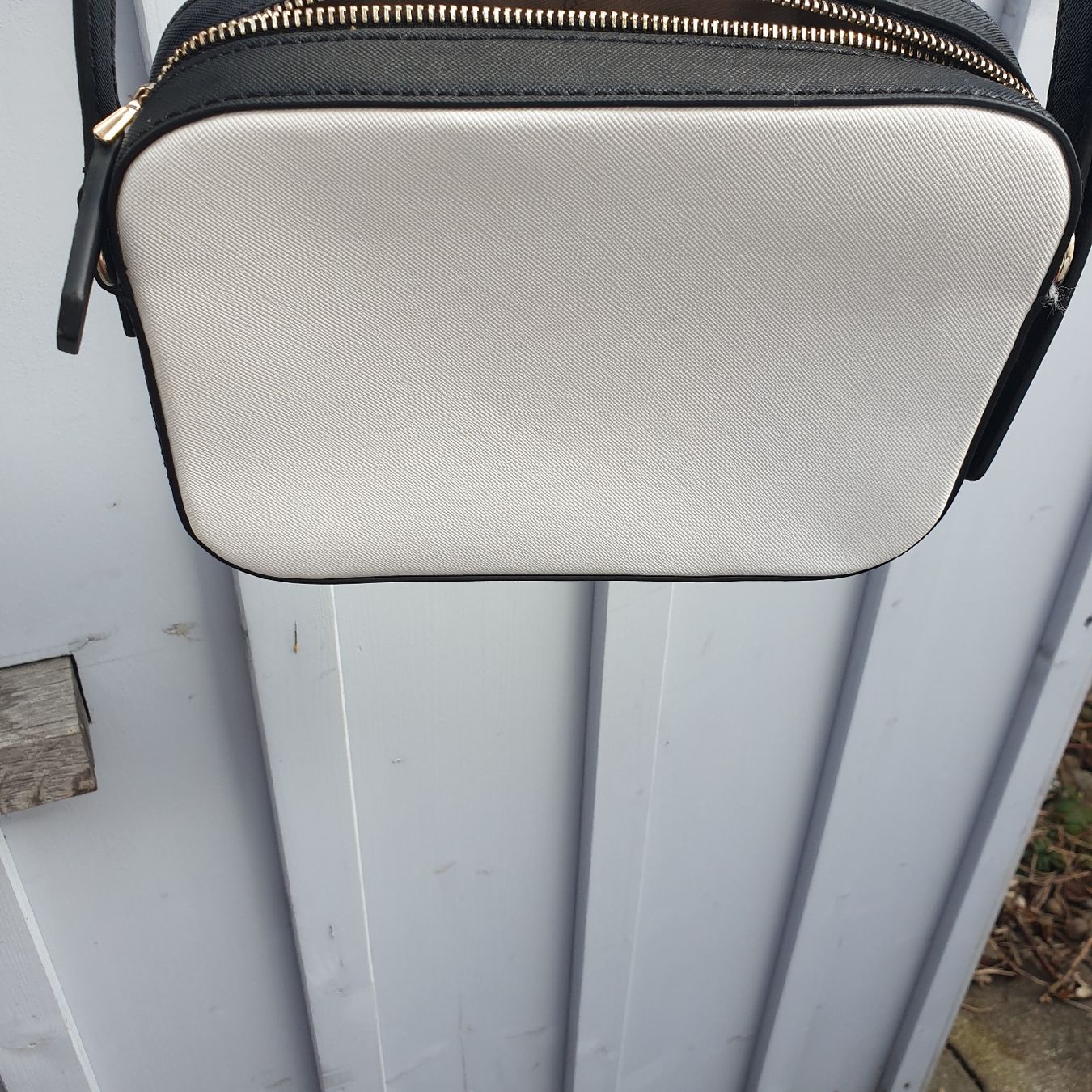 Guess Borse da donna: Guess Damen Tasche – Usato da Zihlschlacht venduto da Sun25 5