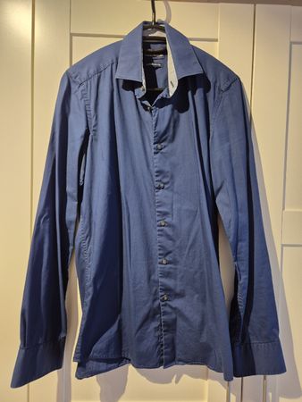 Charles Vögele Herrenhemd Gr. 37/38 blau Stretch
