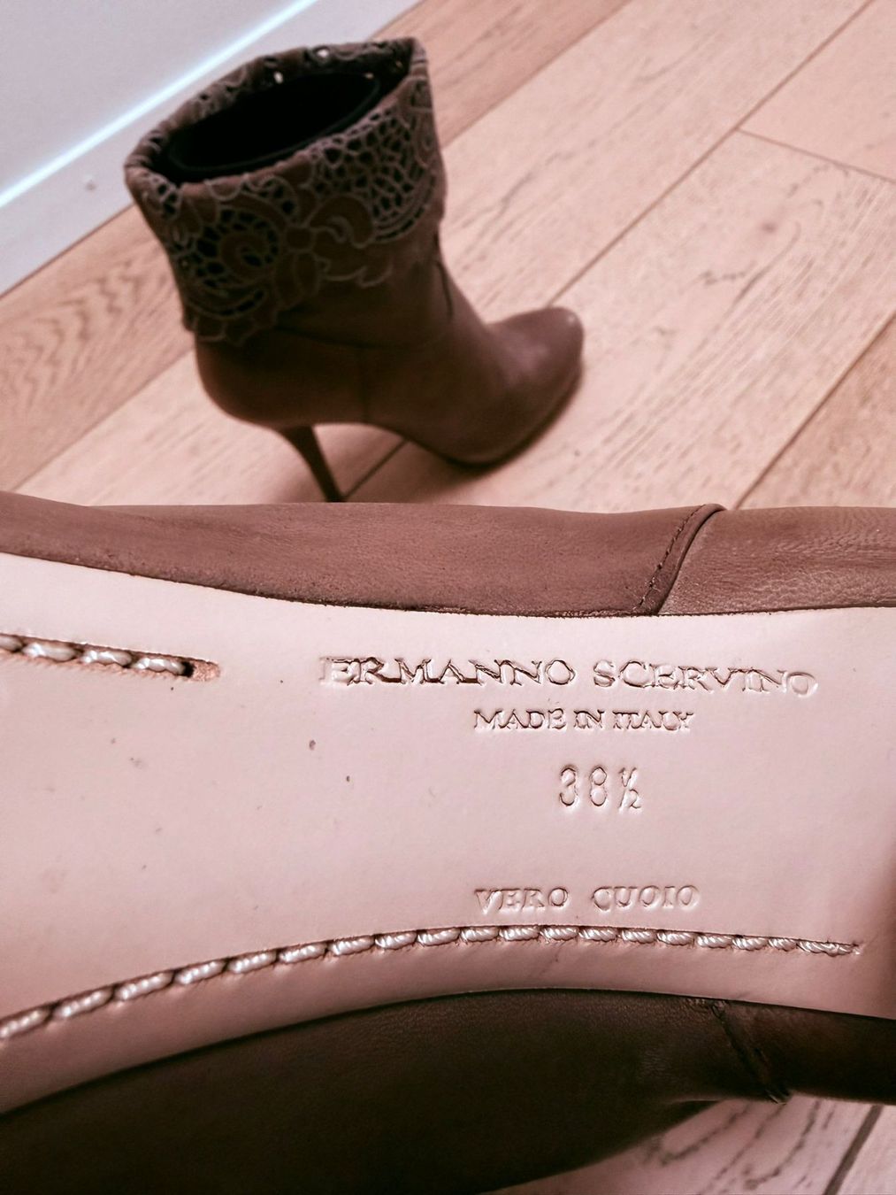 Ermanno Scervino Damenschuhe: Bottines chic Ermanno Scervino – Neu (gemäss Beschreibung) aus Genève von dim_7jmw 1