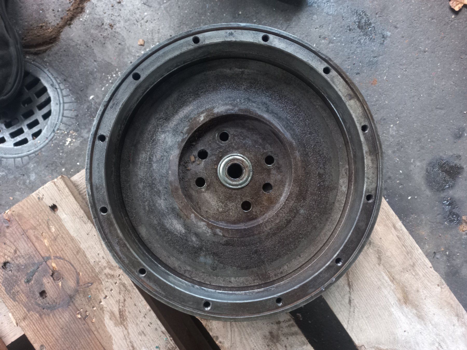 Ford Tutti pezzi di ricambio auto: Oldtimer Schwungrad zu Ford A / Typ A ,  Zahnritzel defekt – Usato da CH - DULLIKEN venduto da classiccarpartsstore