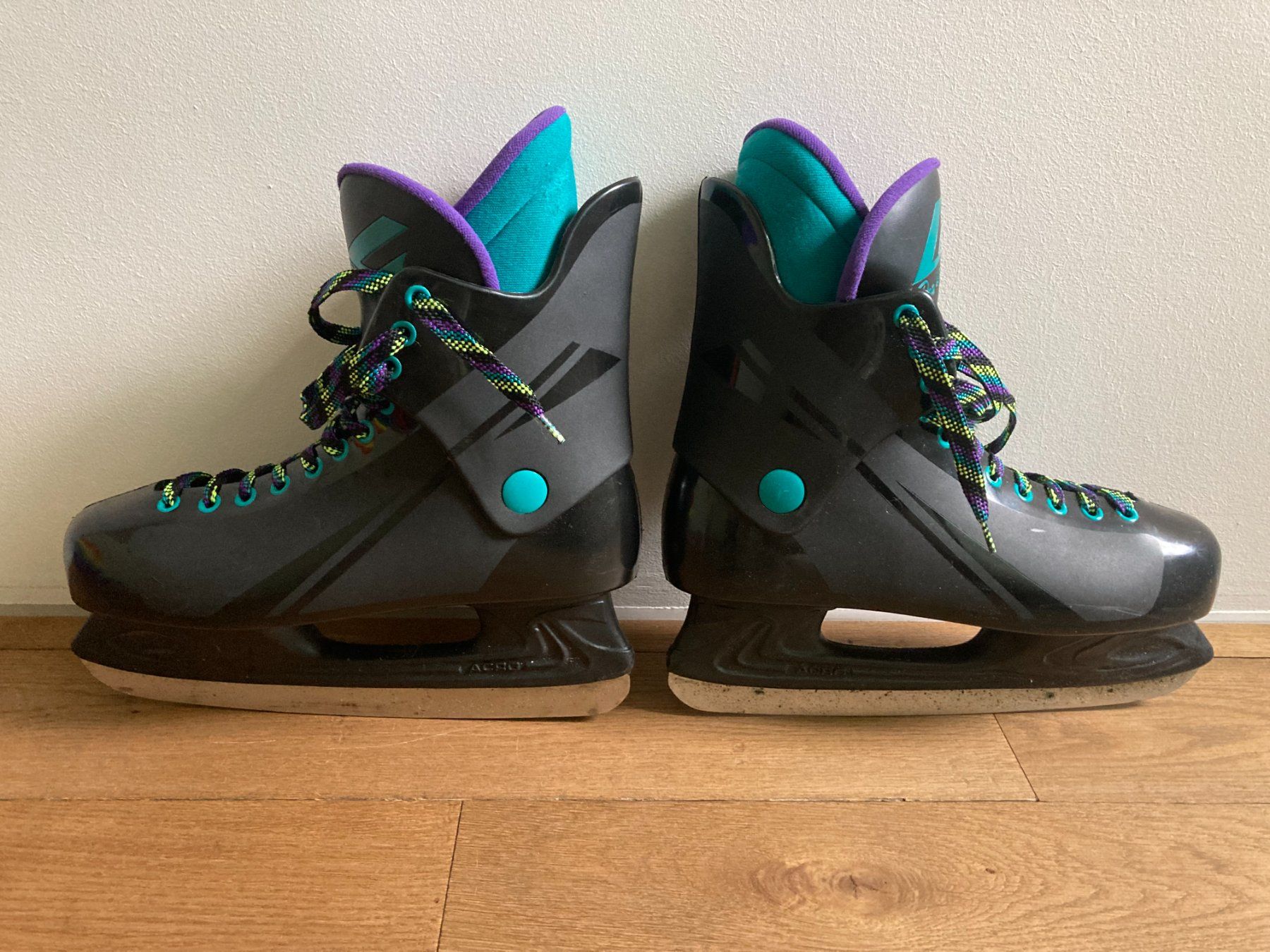 Pattini da ghiaccio: Icehockey-Schlittschuhe – Usato da Zürich venduto da boomens 1