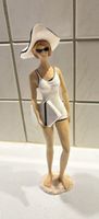 Sommer Deko-Figur, Retro Style Dame mit Hut und Schwimmbrett