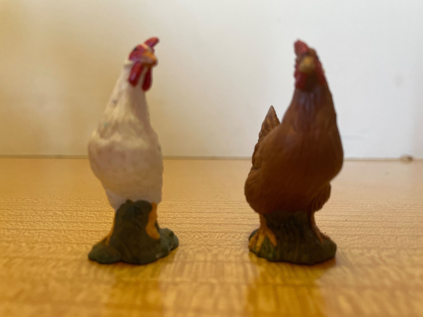 Schleich Statuette: 2 Hühnerfiguren – Usato da Suhr venduto da Daneli7 1