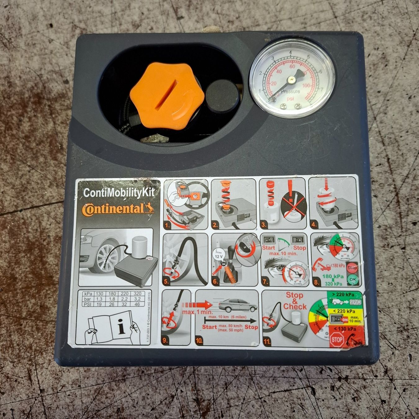 Tutti gli attrezzi: ContiMobilityKit Reifenreparatur-Set, Kompressor – Usato da Adligenswil venduto da Exnovo