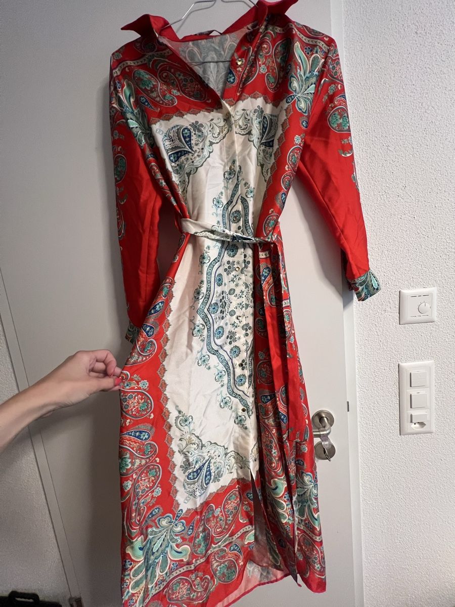 Zara Kleider: Kleid – Neu (gemäss Beschreibung) aus Zürich von tyr_5j6q 4