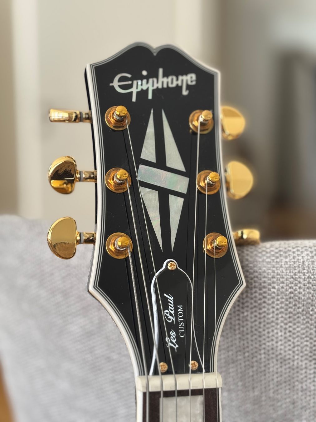 Epiphone Strumenti musicali: Epiphone Les Paul Custom Ebony E-Gitarre **WENIG GEBRAUCHT** – Nuovo (secondo la descrizione) da Basel venduto da KommCare 5
