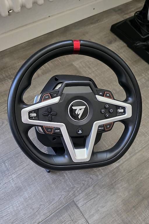 Controller: Thrustmaster Lenkrad + Pedale + TH8A Shifter  neuwertig – Nuovo e nell'imballaggio originale da Biel/Bienne venduto da Fely98