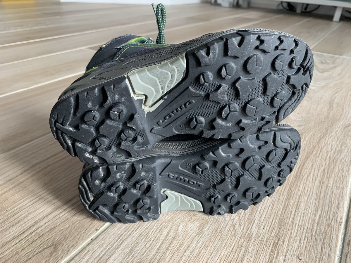 Lowa Scarpe per ragazzi: Lowa Wanderschuhe Kinder, Gr. 31 mit Goretex – Usato da Rudolfstetten venduto da Joyw 2