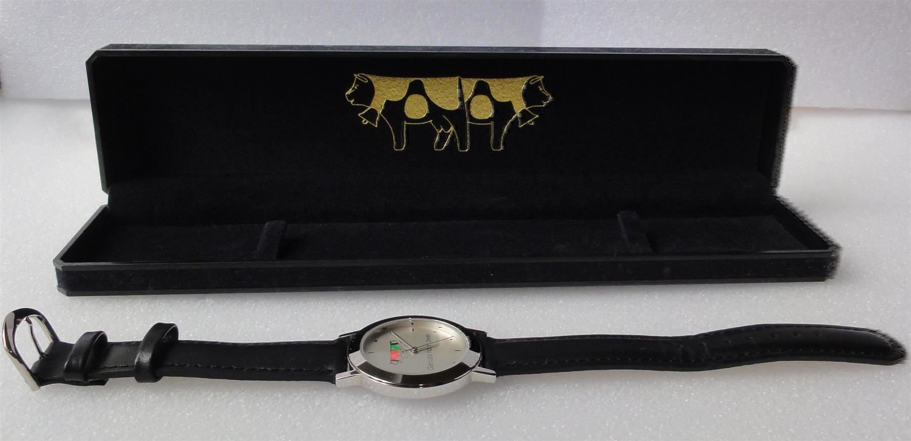 Armbänder & -reifen: Herrenarmbanduhr Lederband Uhrenbox – Neu (gemäss Beschreibung) aus Frauenfeld von ZAZ12