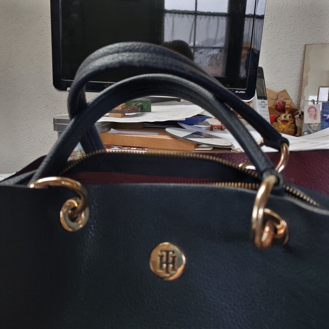 Tommy Hilfiger Borse da donna: Sac de dame – Usato da La  Tour-de-Trême venduto da Kotochunko 2