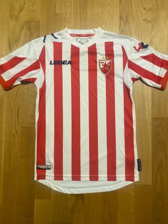 ROTER STERN BELGRAD 90 JAHRE JUBILÄUM TRIKOT SERBIEN SMALL
