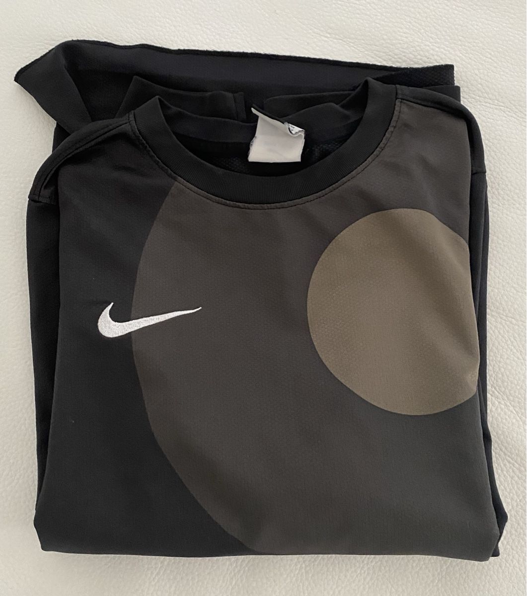 Nike Leibchen & Hosen: Nike Trikot – Gebraucht aus Opfikon von Luis144 5
