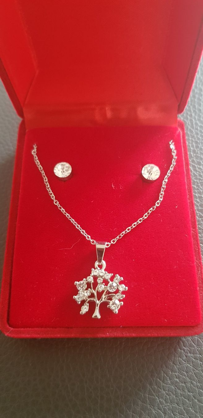 Catenine: Schmuckset Lebensbaum – Usato da Eichberg venduto da Land-Ei